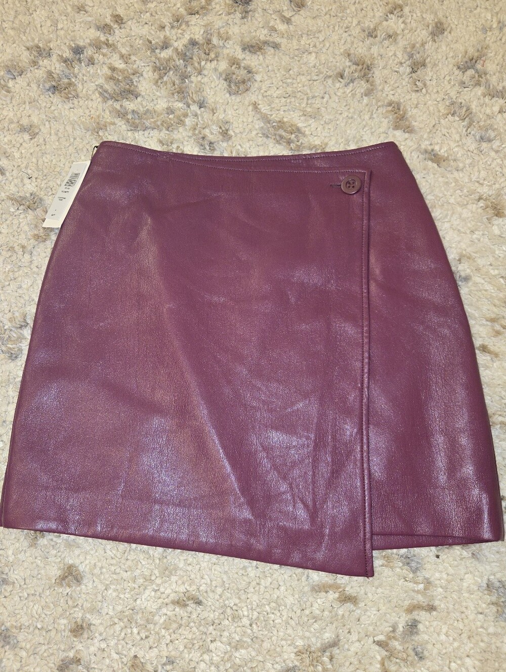 Babaton Grapevine Faux Leather Wrap Mini Skirt Size 6 NWT